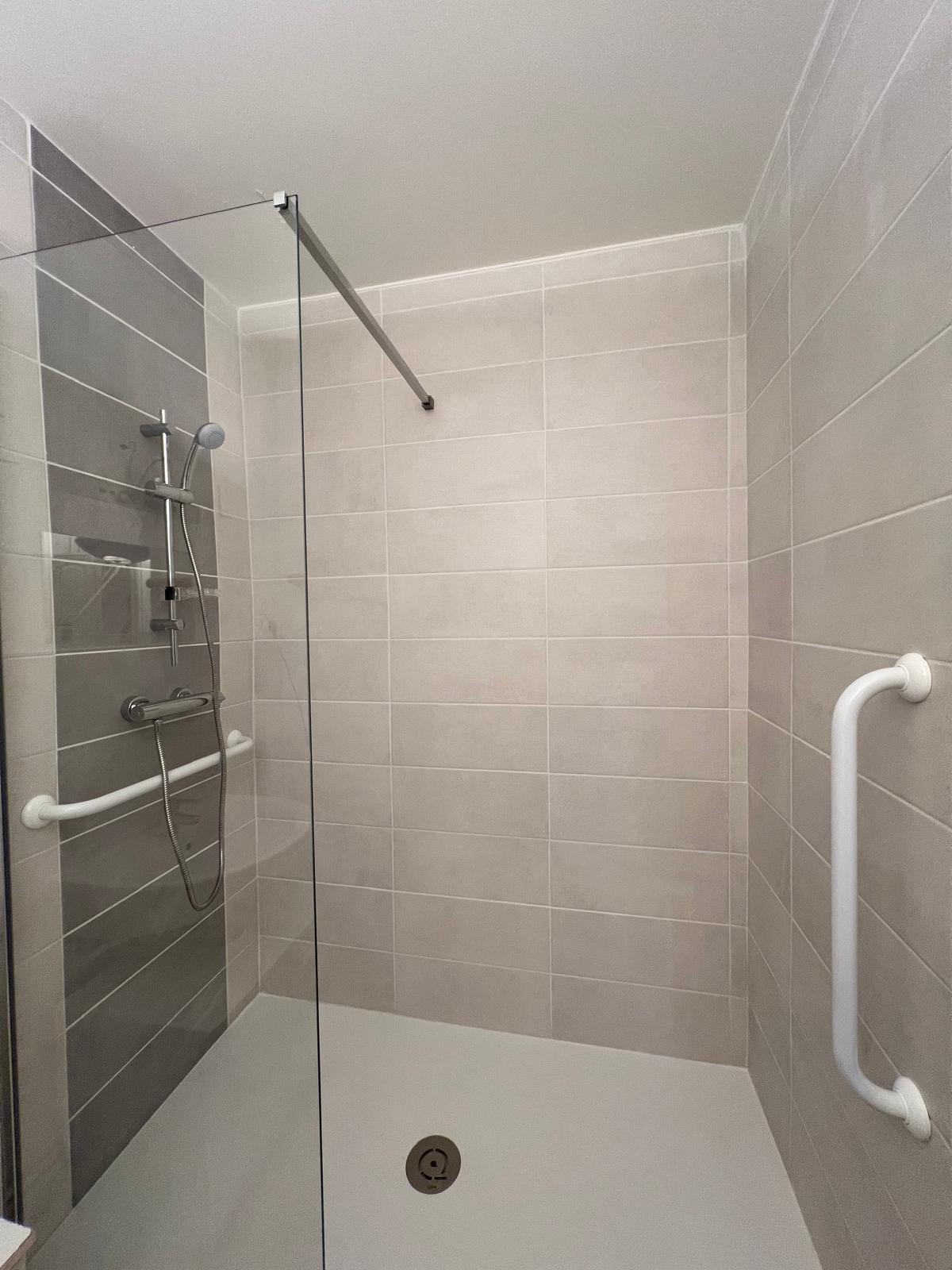 remplacement baignoire par un bac à douche